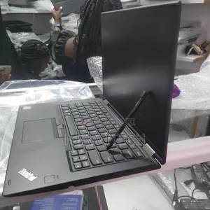Laptop Lenovo ThinkPad Yoga 370 8GB Intel Core I5 SSD 256GB