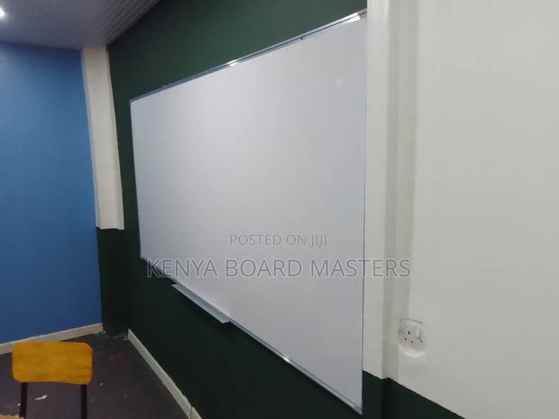 Whiteboards##Smooth White Board - main view