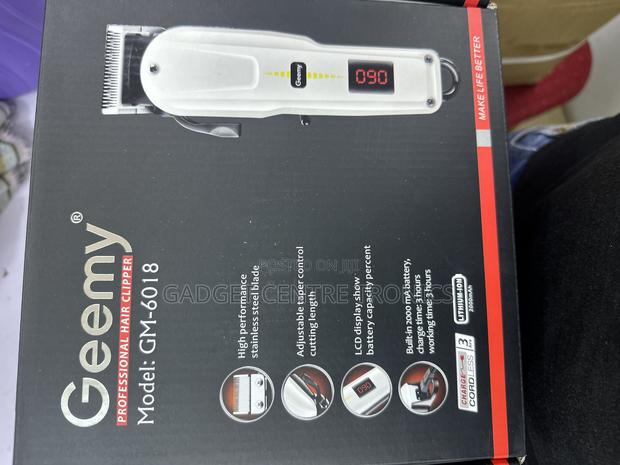 Rechargeable Shaving Machine