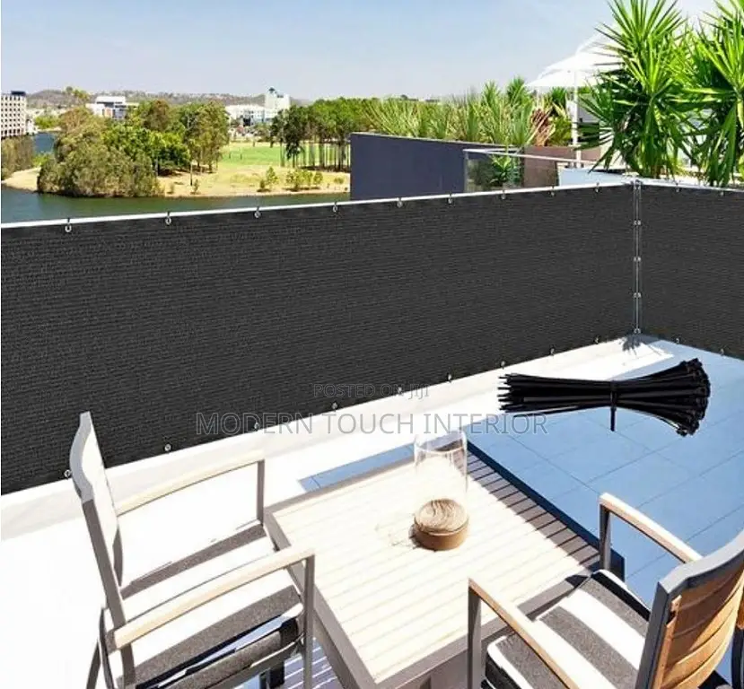 Privacy Balcony Shield/Dust Trap