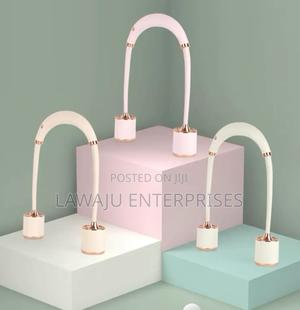 Retractable Neck Fan - thumbnail 2