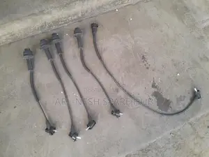 Toyota Townace Engine Lid Wires