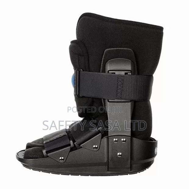Short Air Walker Boot - thumbnail 2