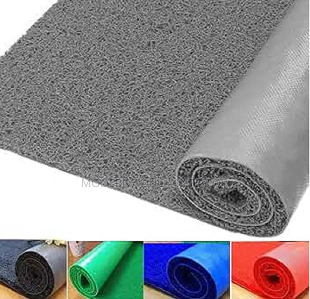 Grey PVC Spaghetti Flooring - main view