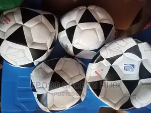 High Quality Original Imported Nc5 Football Size 5