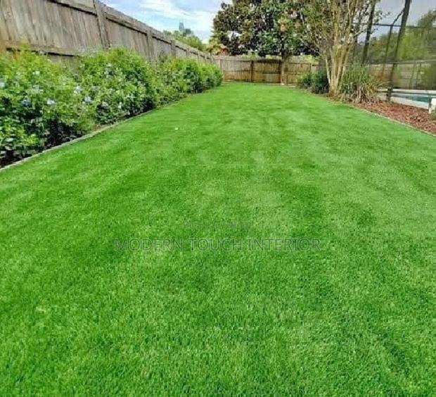 Vibrant Artificial Grass Carpet - main view