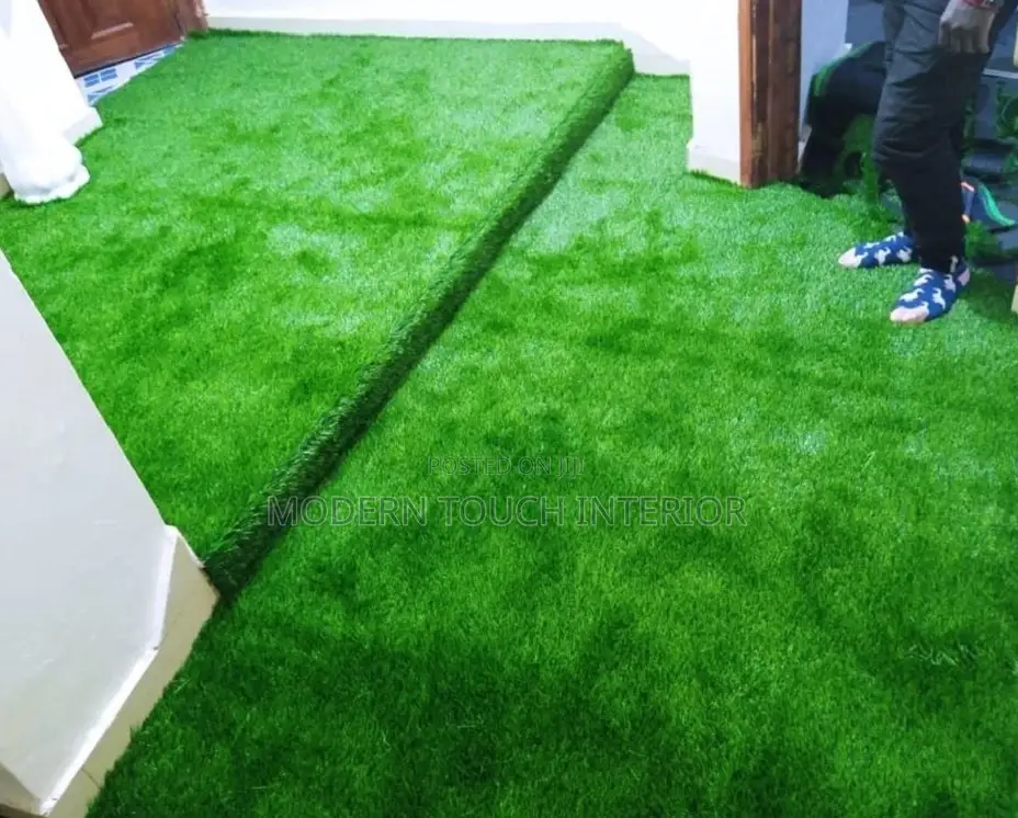 Natural Looking Outdooor Grass Carpet