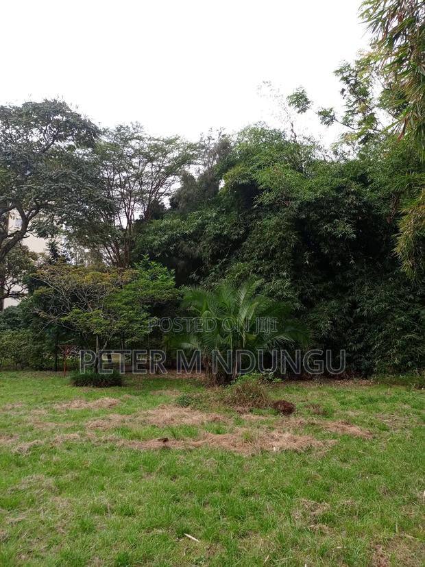 Prime Land on Sale, 0.75 Acre Behind Safari Park - thumbnail 4