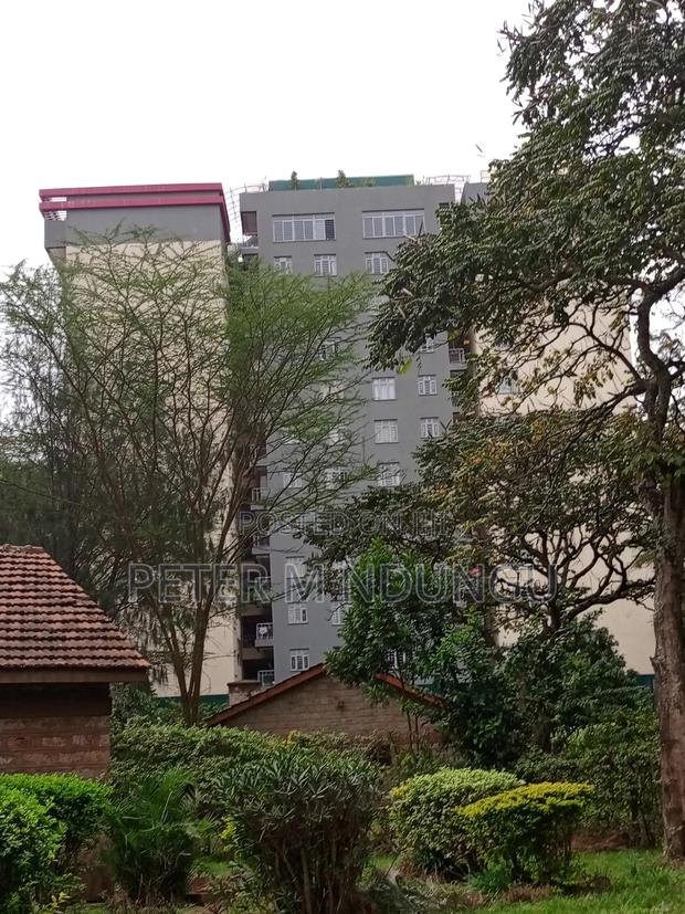 Prime Land on Sale, 0.75 Acre Behind Safari Park - thumbnail 10