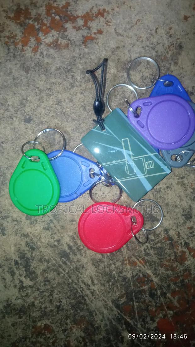 Key Card/Key Fob Duplication/Programming - thumbnail 2