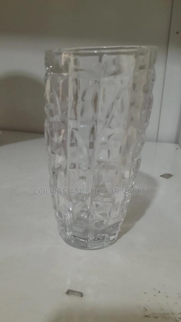 20cm Glass Vases in Stock