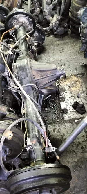 Toyota Hiace Rear Complete Diff 2wd Tube Axle