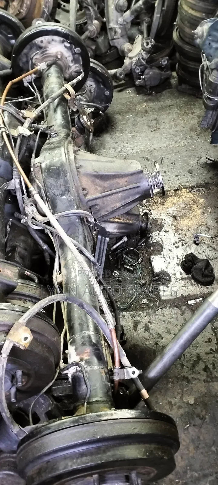 Toyota Hiace Rear Complete Diff 2wd Tube Axle