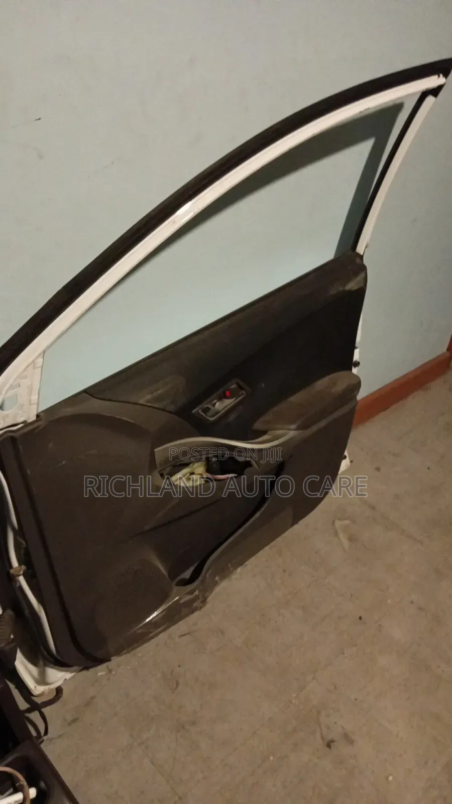 Premio/Allion 260 Front Door