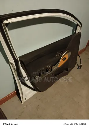 Premio/Allion 260 Front Door