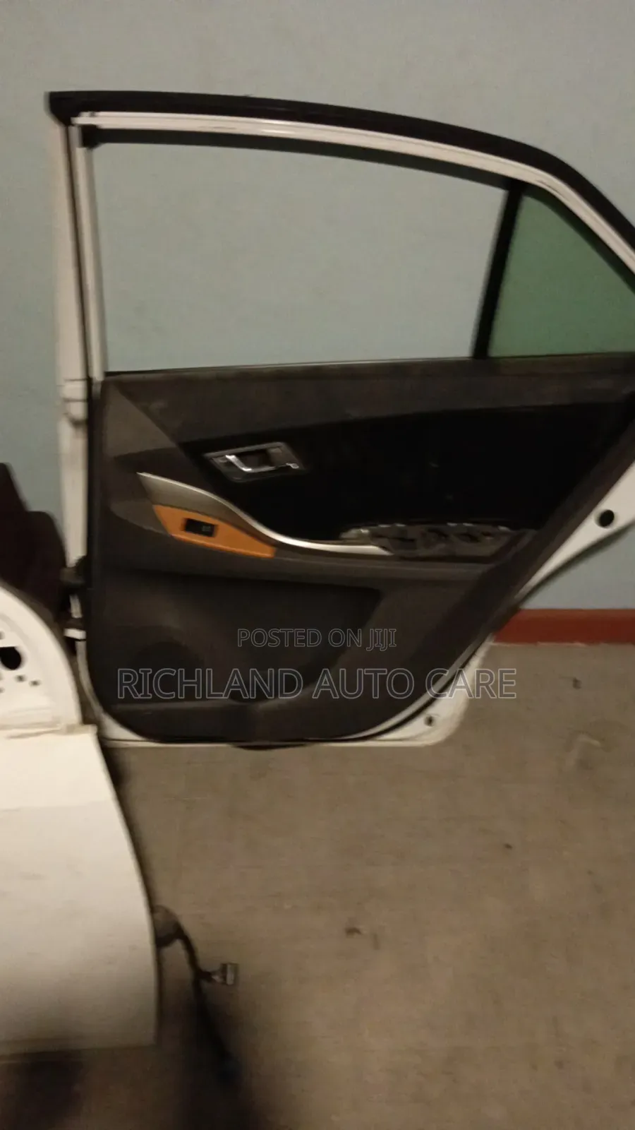 Premio/Allion 260 Front Door