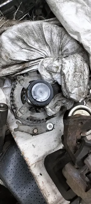 2KD Engine Alternator Toyota Hiace 7l