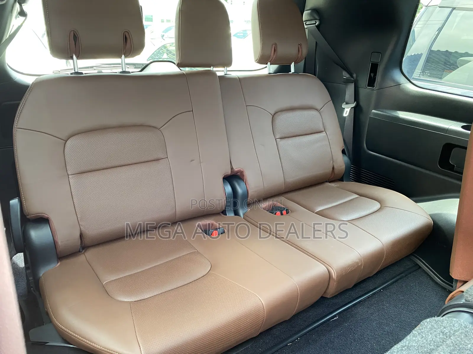 Toyota Land Cruiser 2018 White