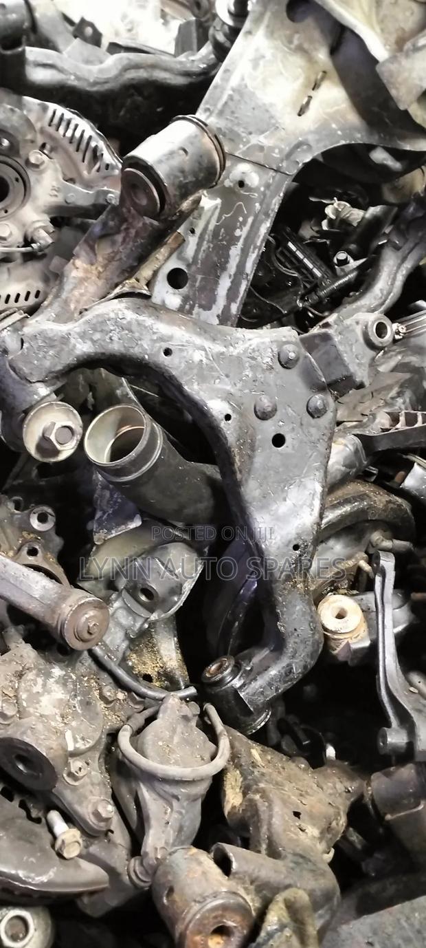 4WD Lower Arm Toyota Hiace - thumbnail 2