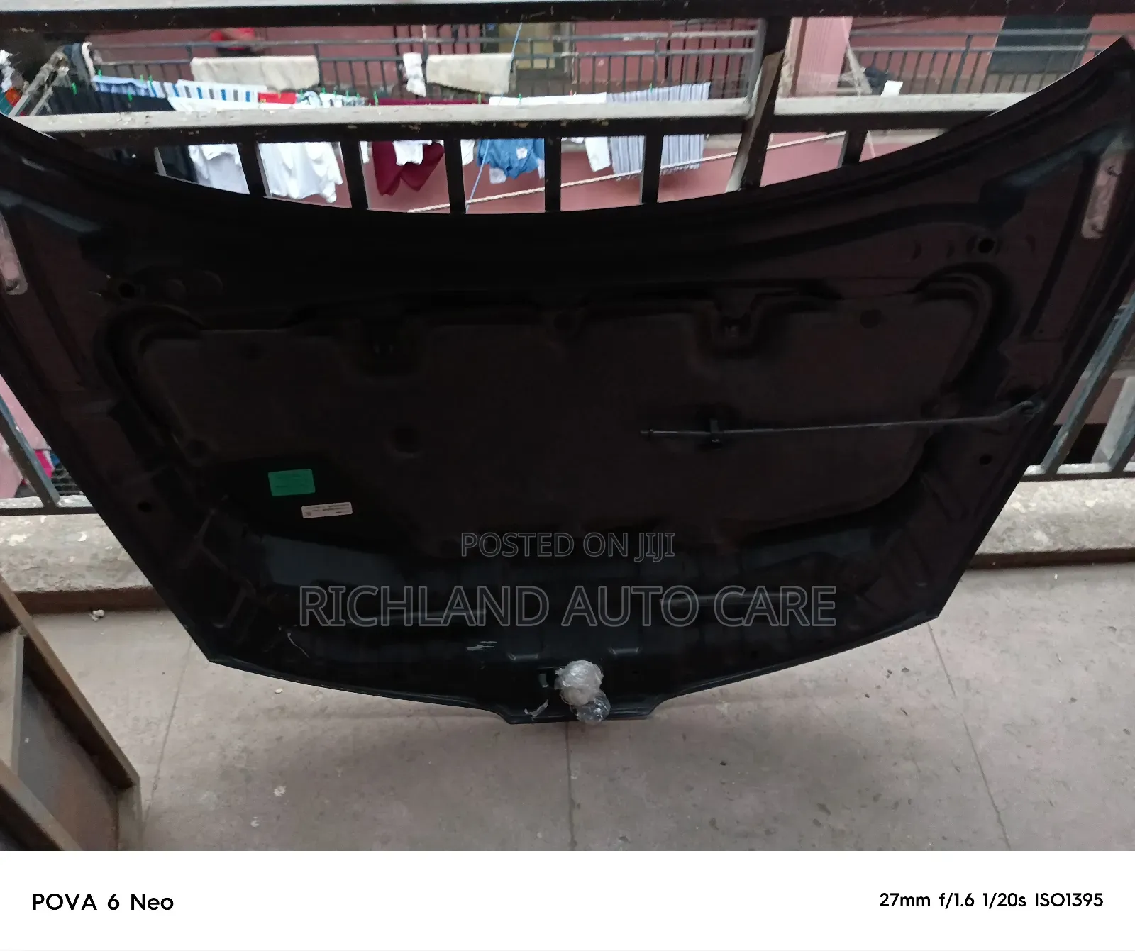 Nissan Tiida Bonnet