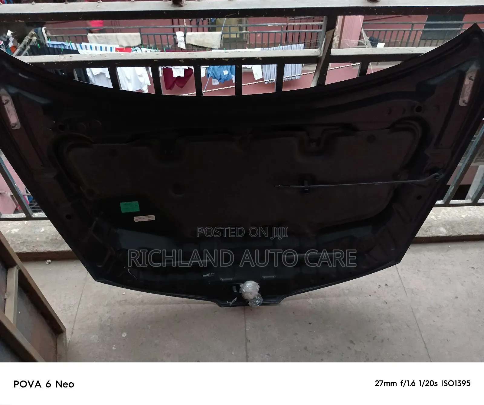 Nissan Tiida Bonnet