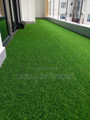 Fake Balcony Grass Carpet - thumbnail 2