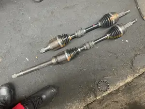 Driveshaft’S for Nissan Sylphy and Bluebird Etc