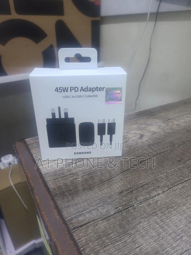 45W Pd Adapter - main view