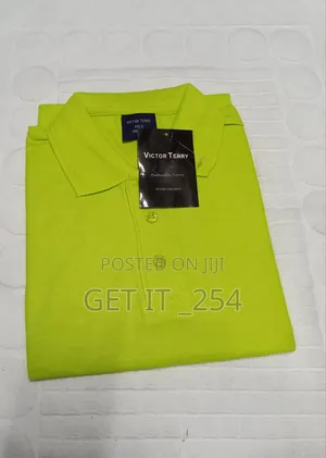 Polo Shirt !!
Size L
 Normal Fitting