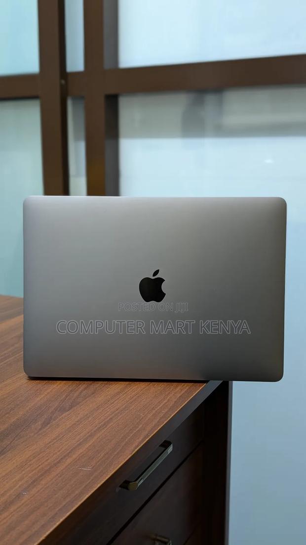 Laptop Apple MacBook Pro 2020 8GB Intel Core I5 SSD 512GB - thumbnail 4