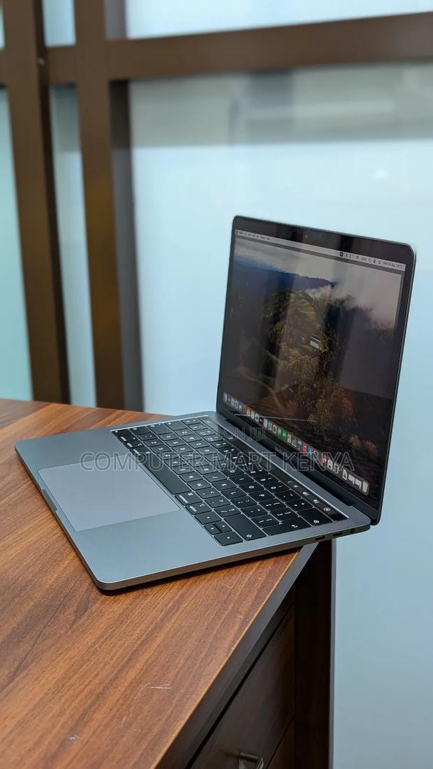 Laptop Apple MacBook Pro 2020 8GB Intel Core I5 SSD 512GB - thumbnail 6