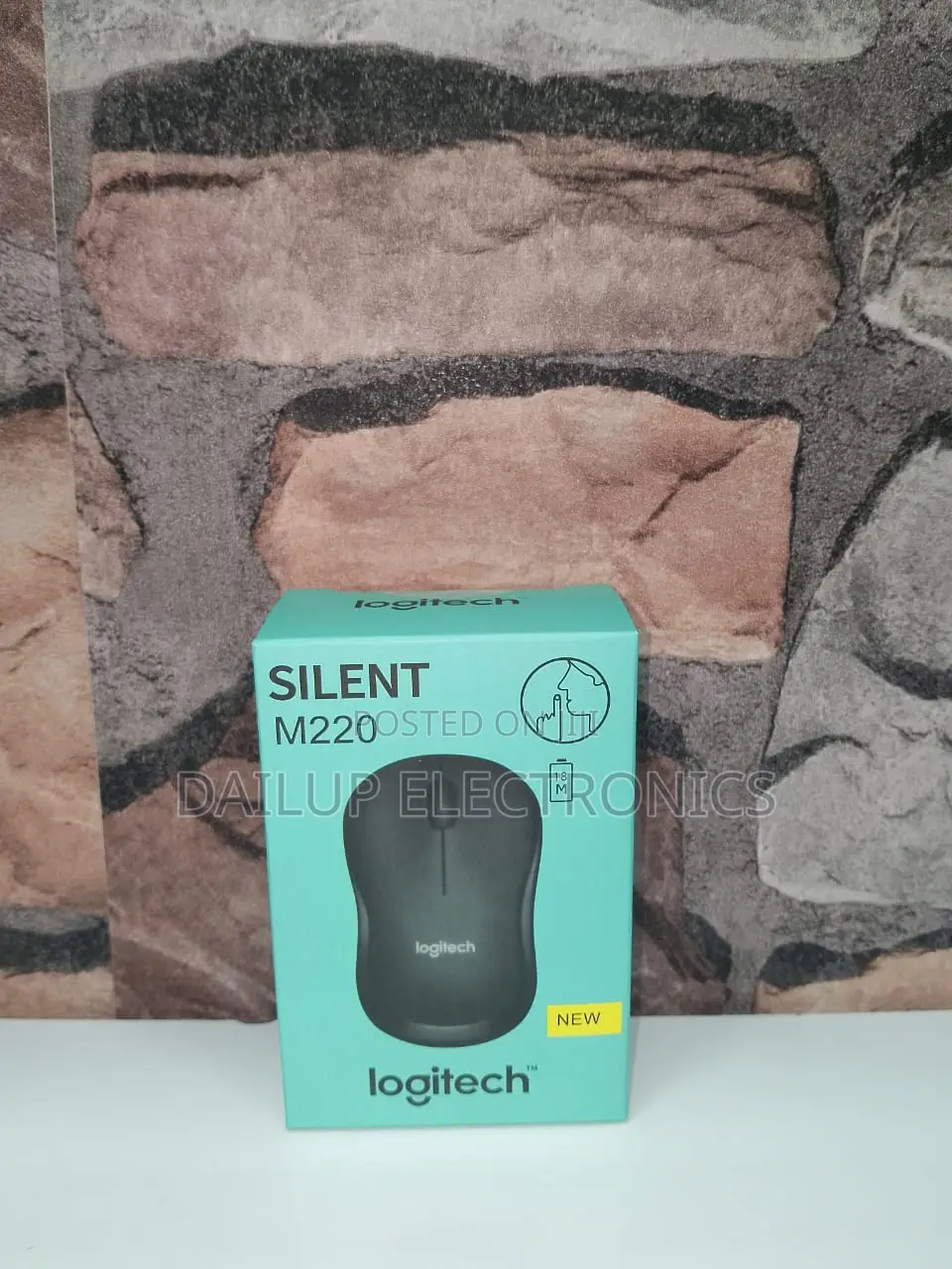 M90 Full Size Corded Mouse