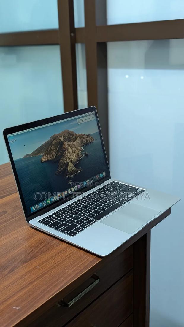 Laptop Apple MacBook Air 2020 8GB Intel Core I5 SSD 256GB - thumbnail 7