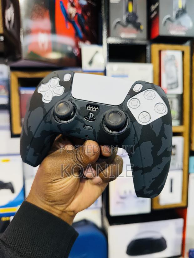 PS5 Controller Silicon Case - thumbnail 3