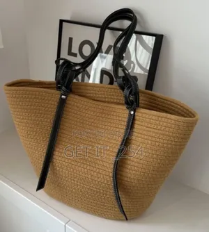 Ladies Kiondo
Big Size 
3 Shades Available