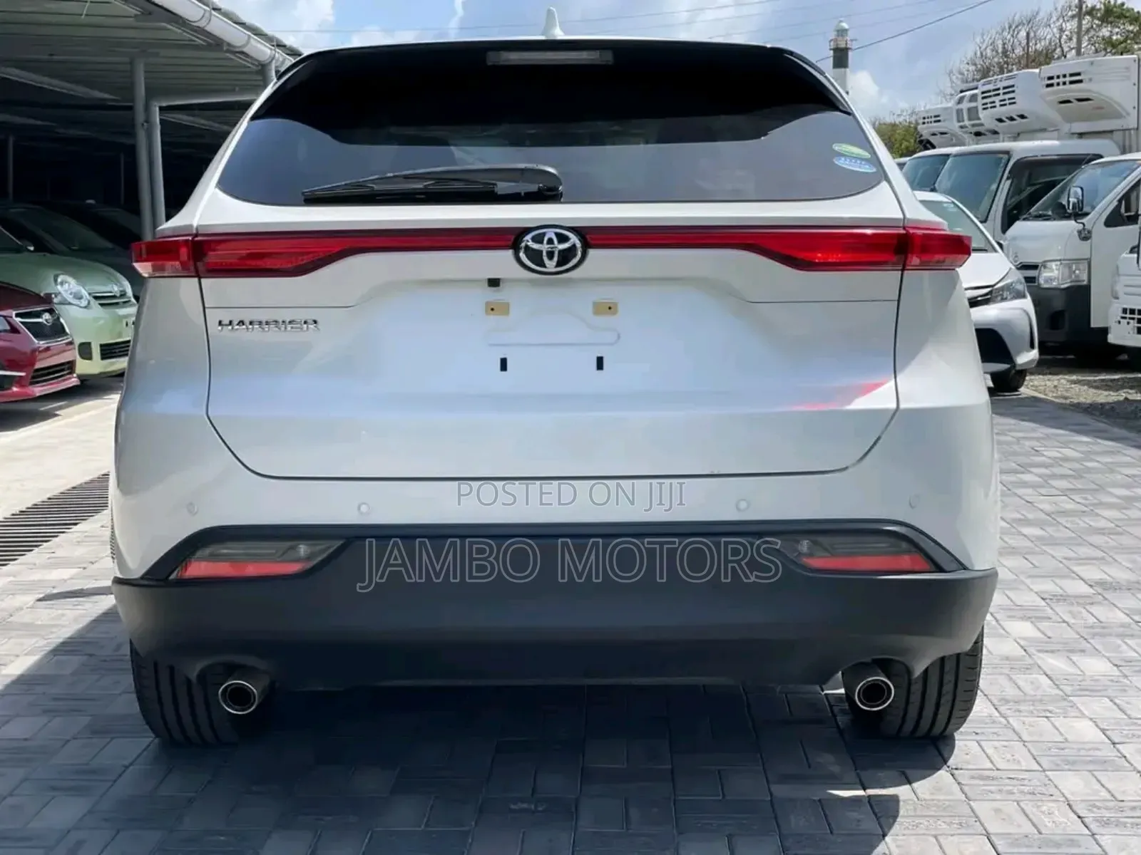 Toyota Harrier 2.0 2020 White