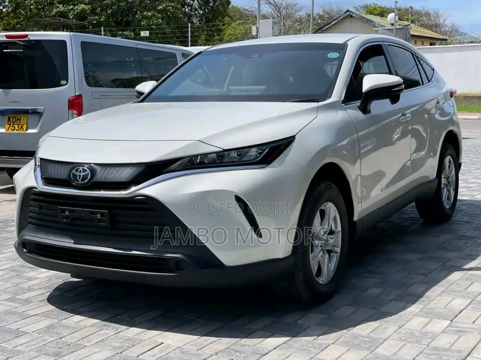 Toyota Harrier 2.0 2020 White