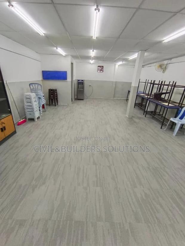 Grayton Luxury Vinyll Tile ) - main view