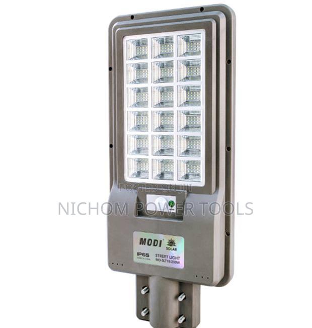 MODI Solar Street Light - 200W - main view