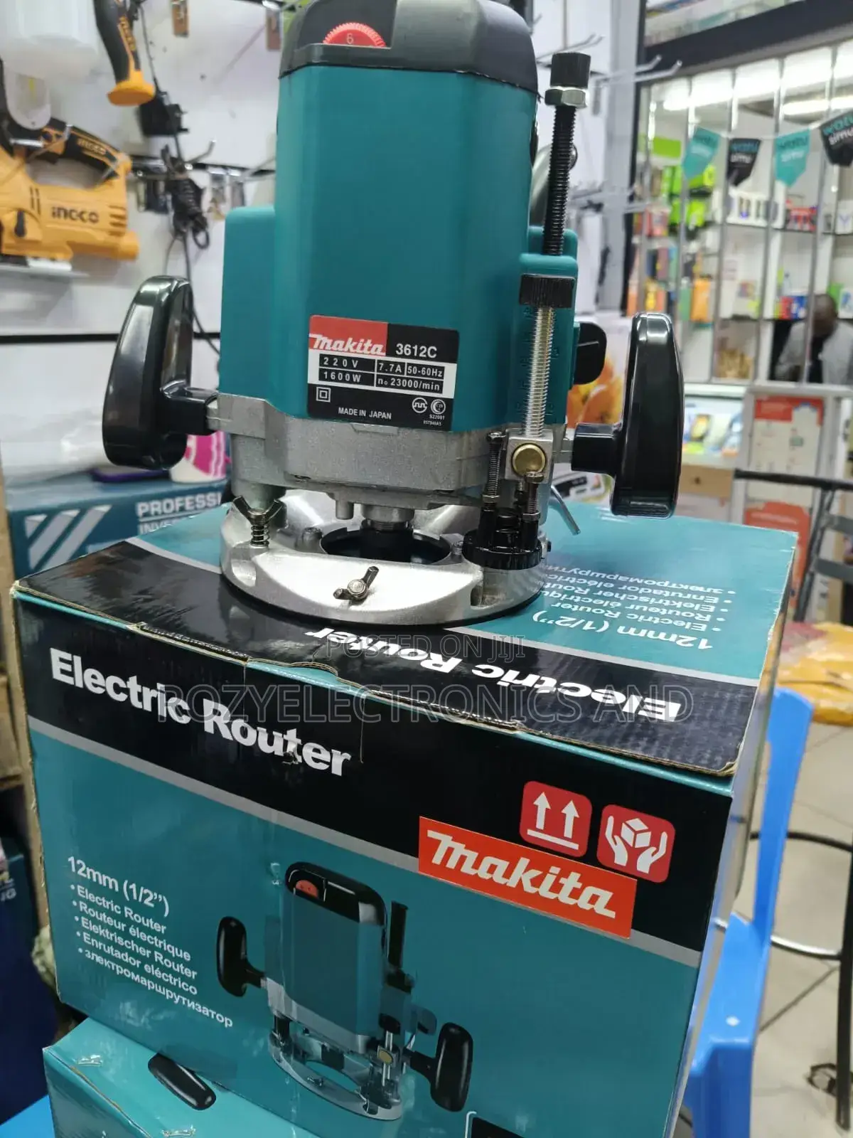 Electric Makita Router 3612c