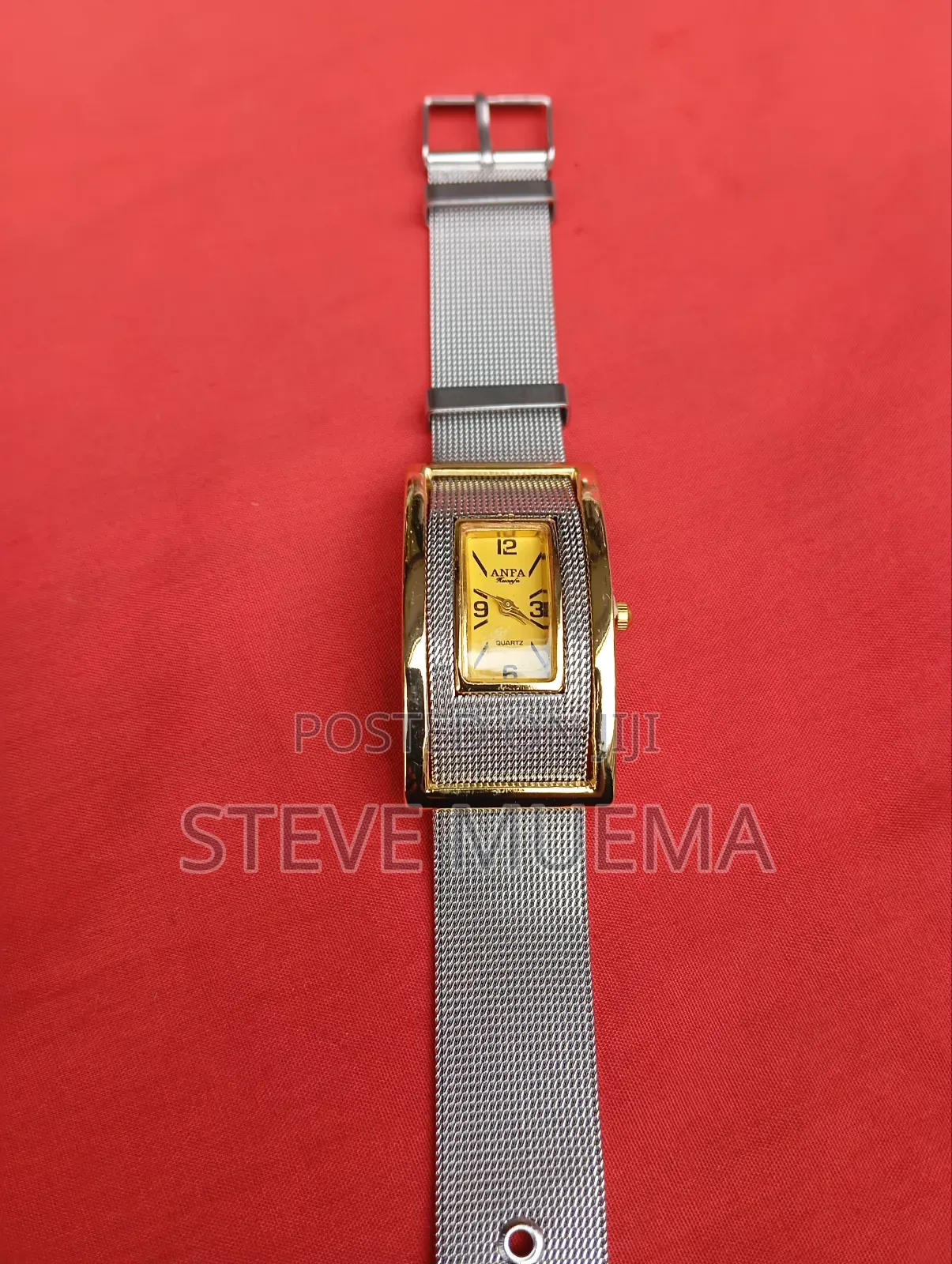 Sleek Ladies Watch.