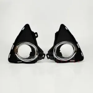 Auris 2013-2015 Foglight Covers