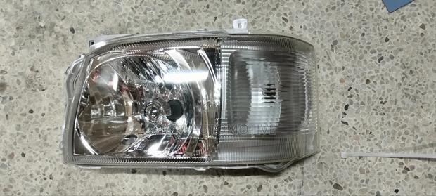 Head Light Hiace 7L Head Lamp 2008