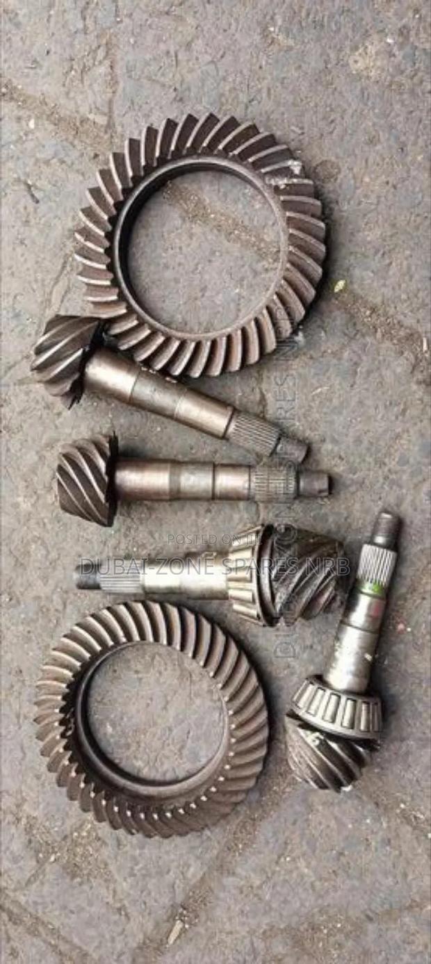 Pinion Crowns Hilux,Td27,Sahara,9:41,8:39 8:37,10:41,10:43.
