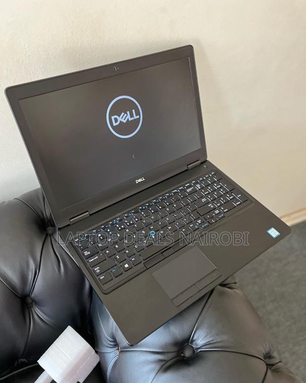 Laptop Dell Latitude 5590 8GB Intel Core I5 SSD 256GB - thumbnail 3