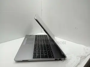 Laptop HP 250 G8 8GB Intel Core I5 SSD 512GB