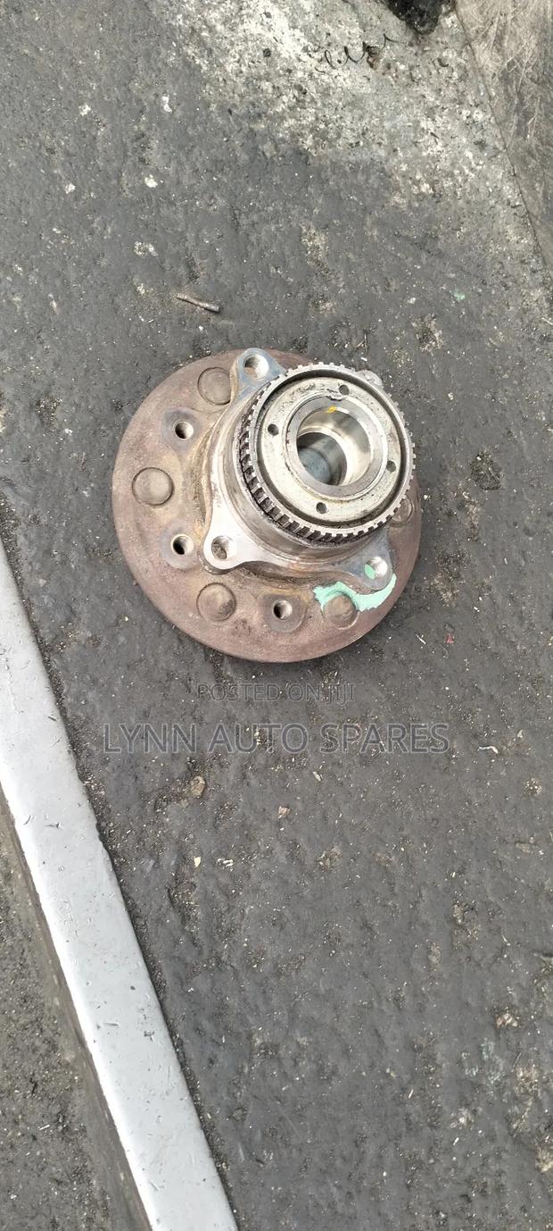 2wd With Abs Wheel Hub Toyota Hiace