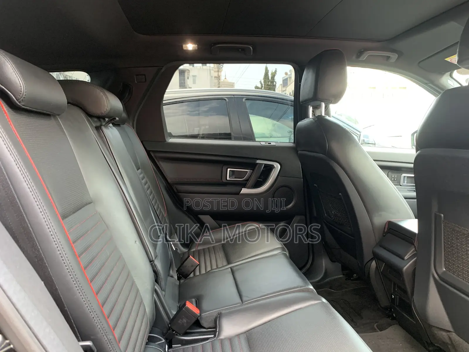 Land Rover Discovery HSE 4x4 2018 Black