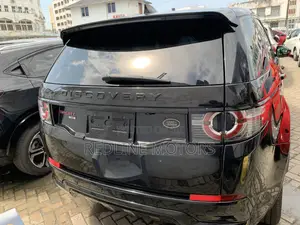 Land Rover Discovery HSE 4x4 2018 Black