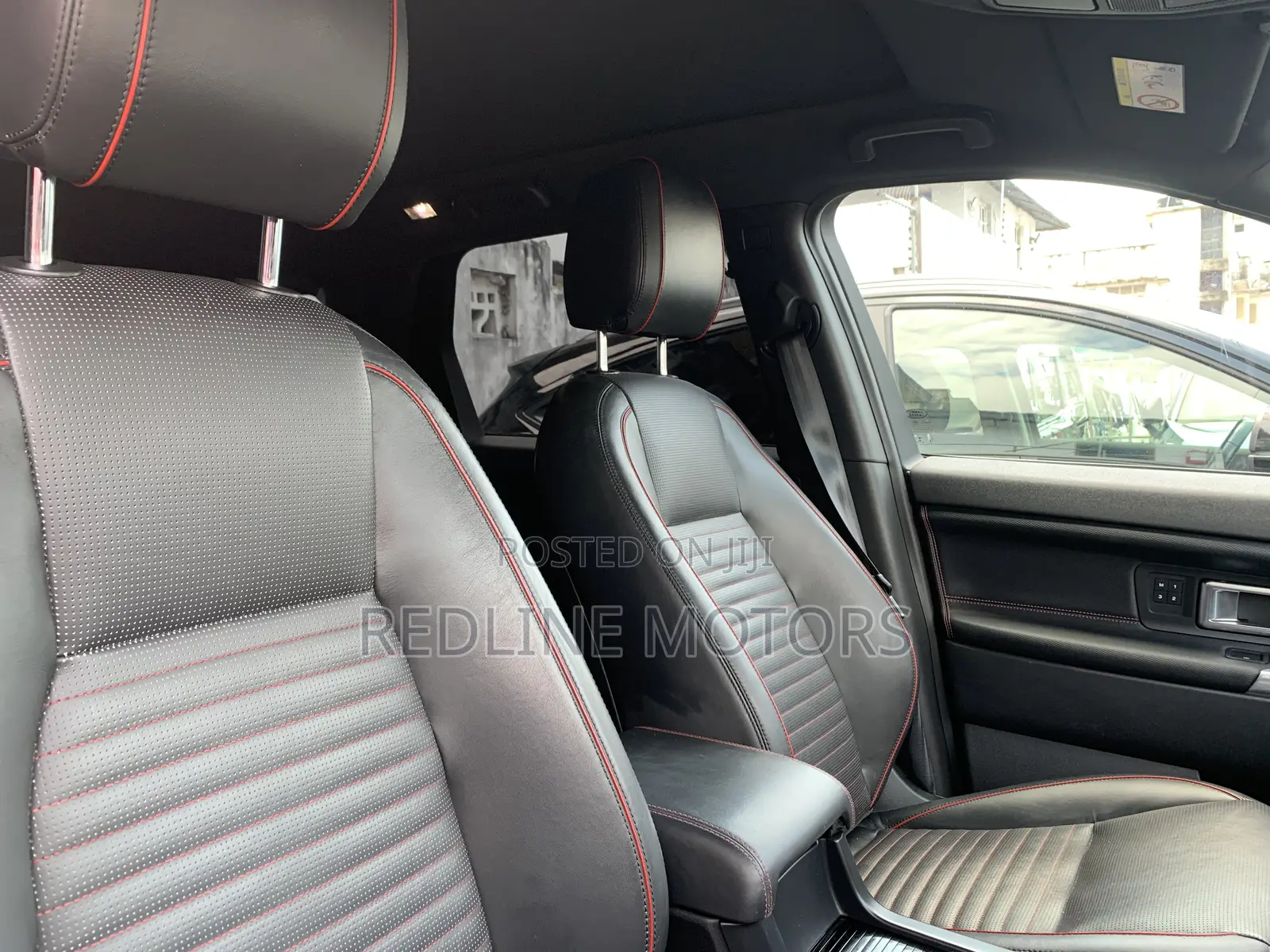 Land Rover Discovery HSE 4x4 2018 Black